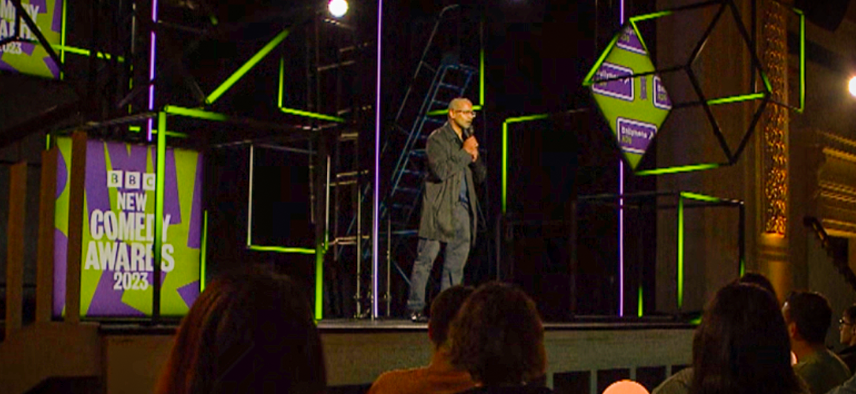 Mustafa Saed performing