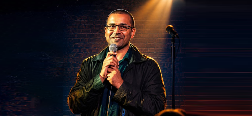 Mustafa Saed performing